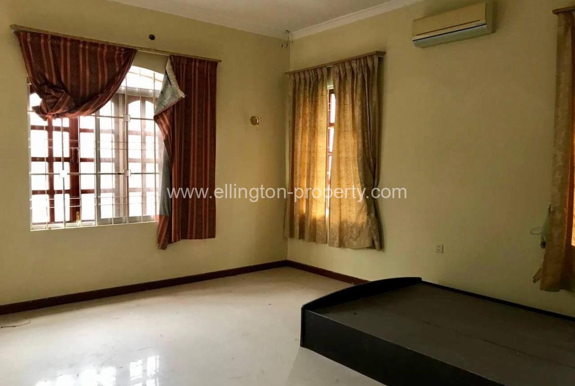 4 Bedrooms Borey For Rent Loacted In Chroy Chongvar - Ellington Property