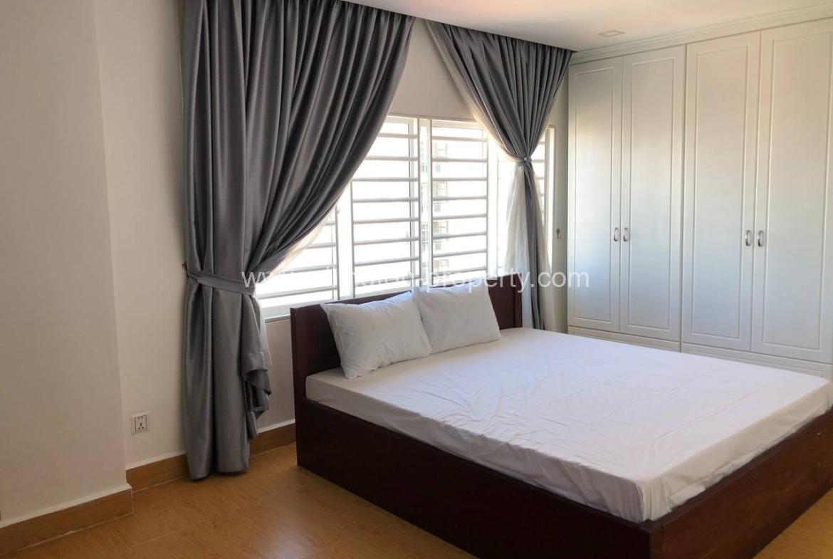 2 Bedrooms Apartent For Rent In Tonle Basac Id Sr080 - Ellington Property