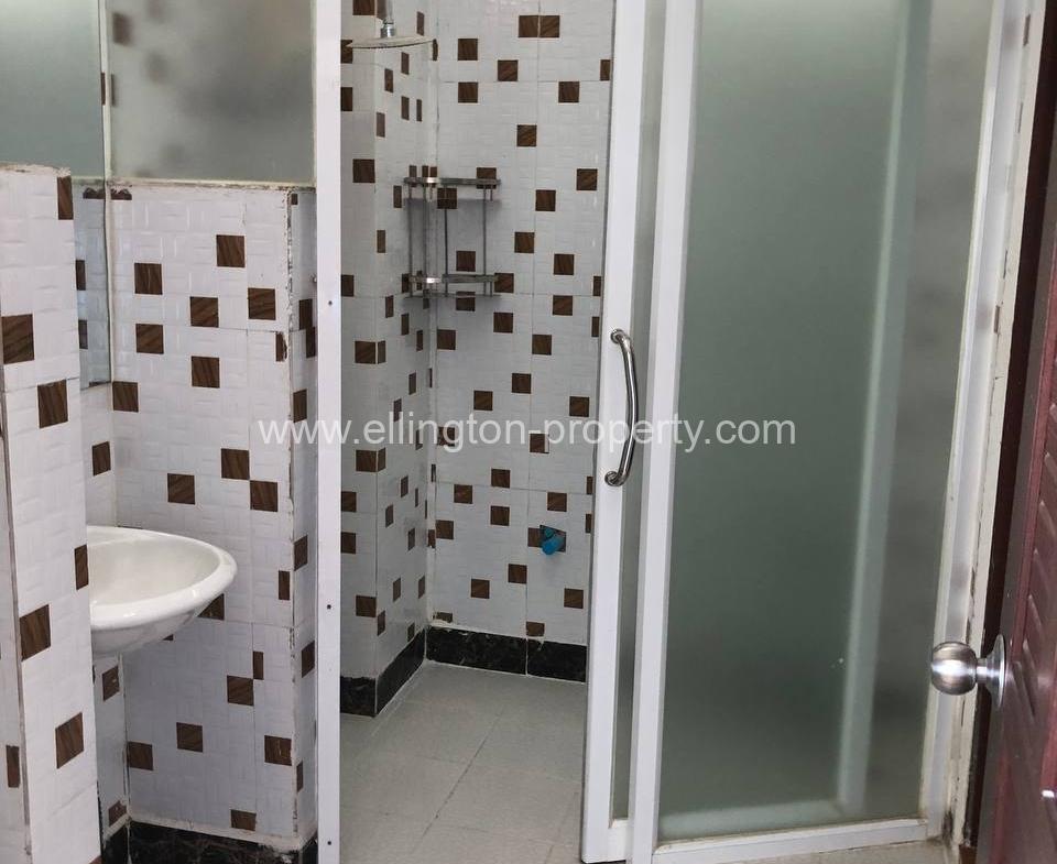 2 Bedrooms Apartent For Rent In Tonle Basac Id Sr080 - Ellington Property