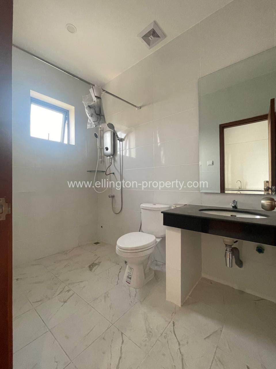 Studio Room Apartment For Rent In Bkk3 Id Sr078 - Ellington Property