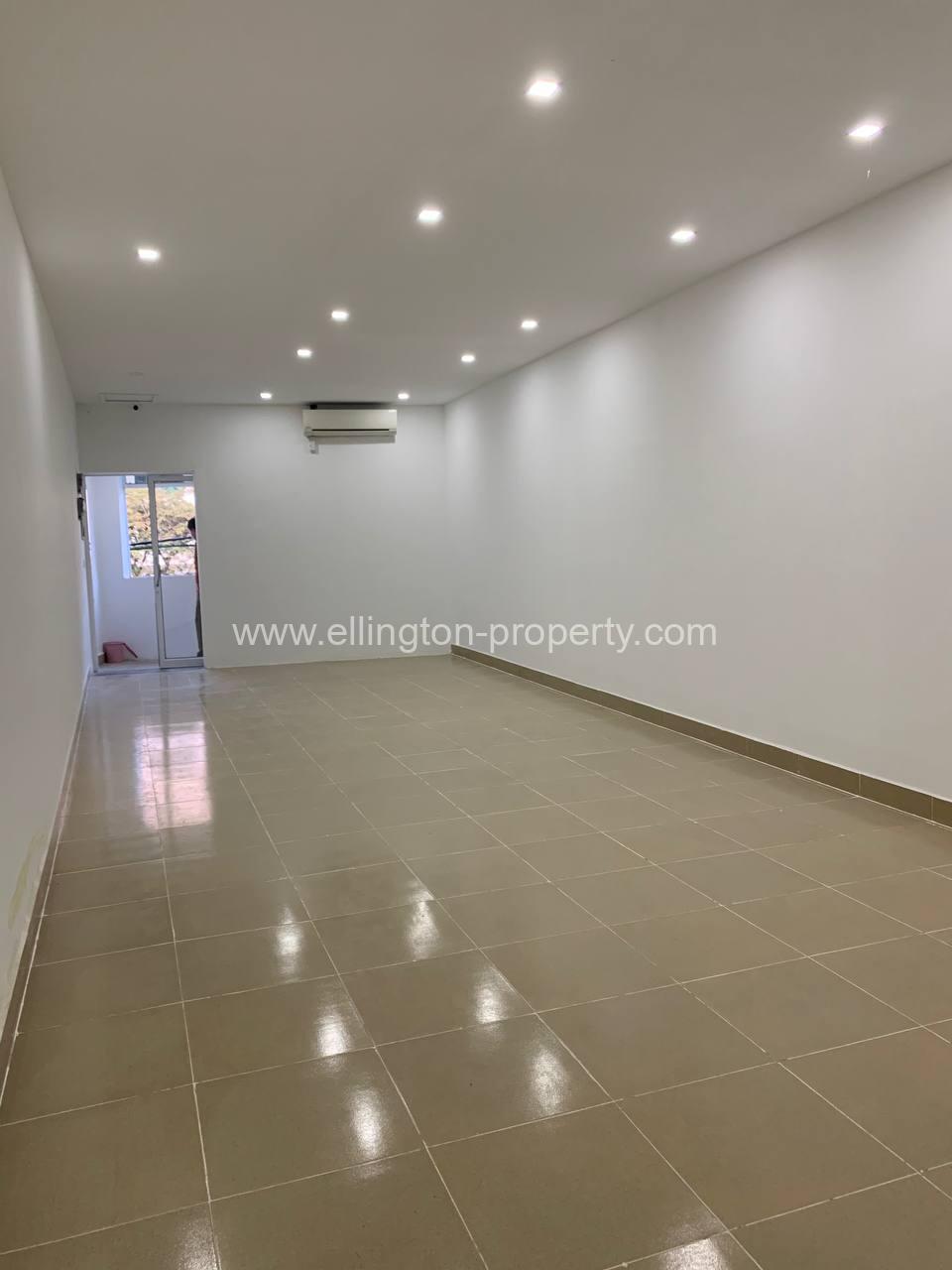 5 Bedroom Shophouse For Rent At Tonle Bassac Near Naga Id S139 - Ellington Property