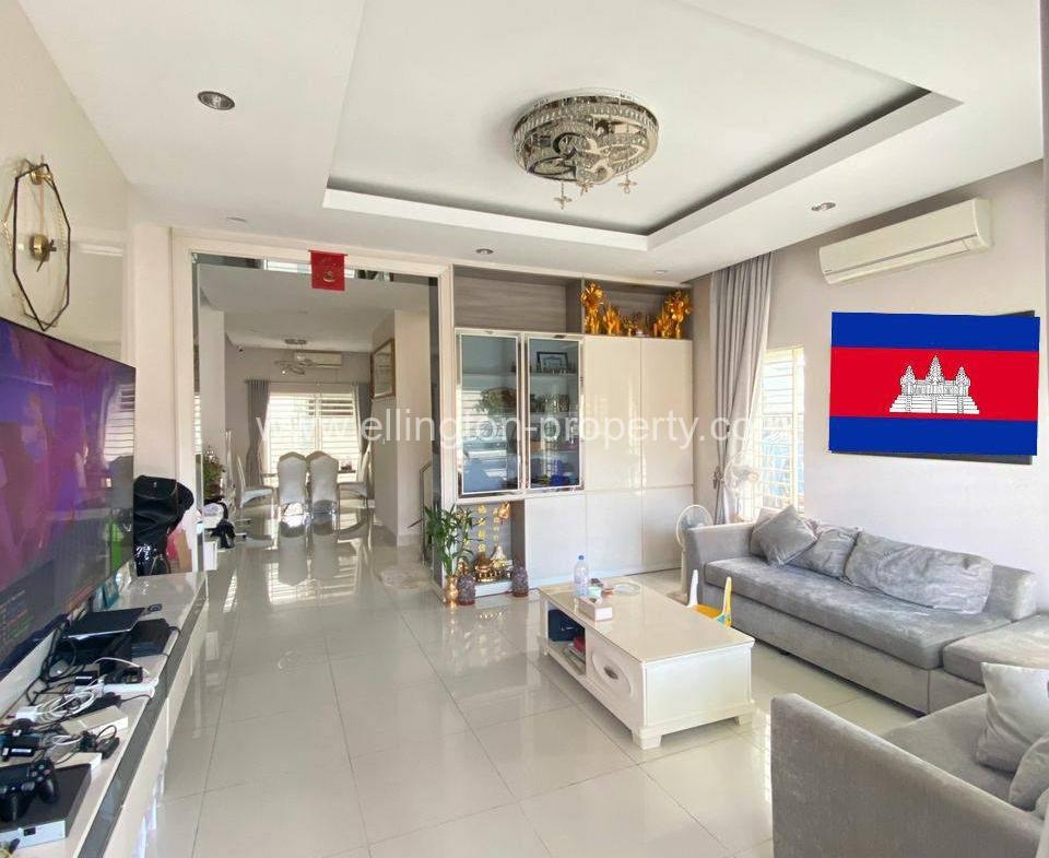 Link Villa Available For Rent And Viewing Location In Aeon2 Id S2076 - Ellington Property