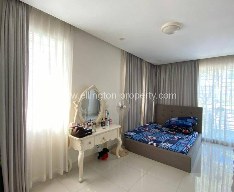 Link Villa Available For Rent And Viewing Location In Aeon2 Id S2076 - Ellington Property