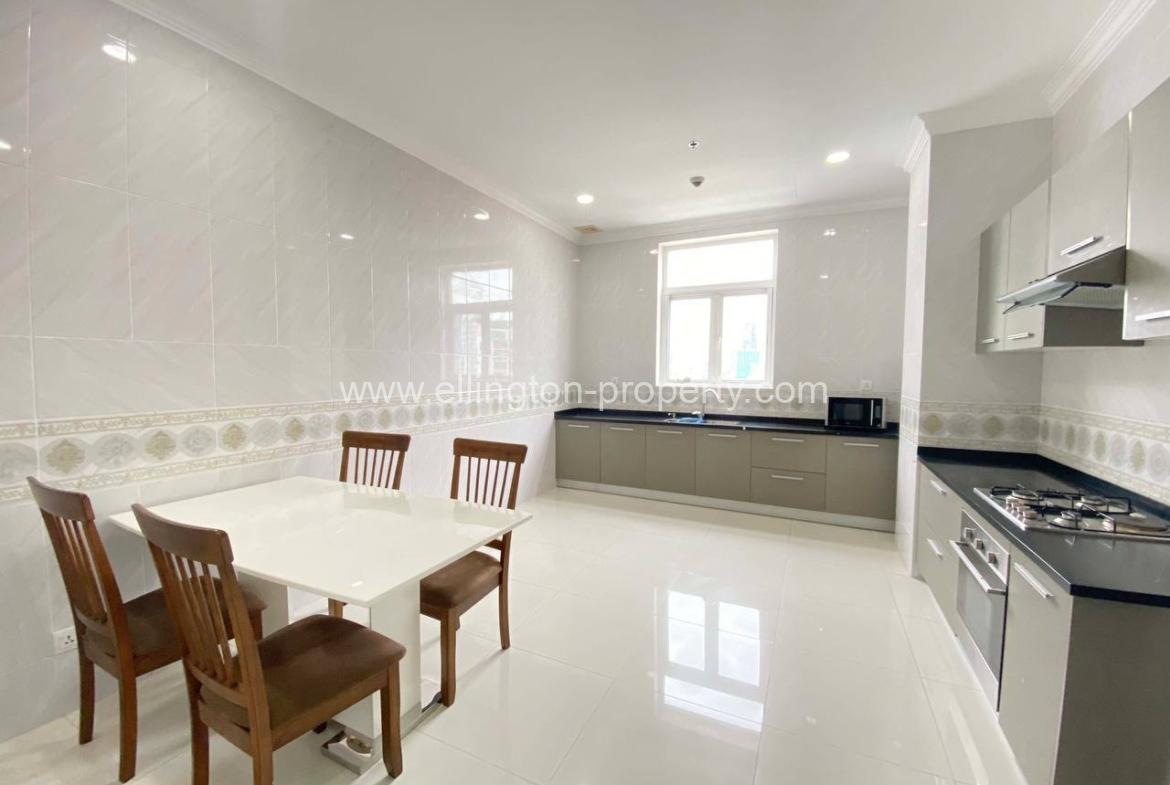 2 Bedroom Apartment Available For Rent Location At Bkk1 Id S2024 - Ellington Property