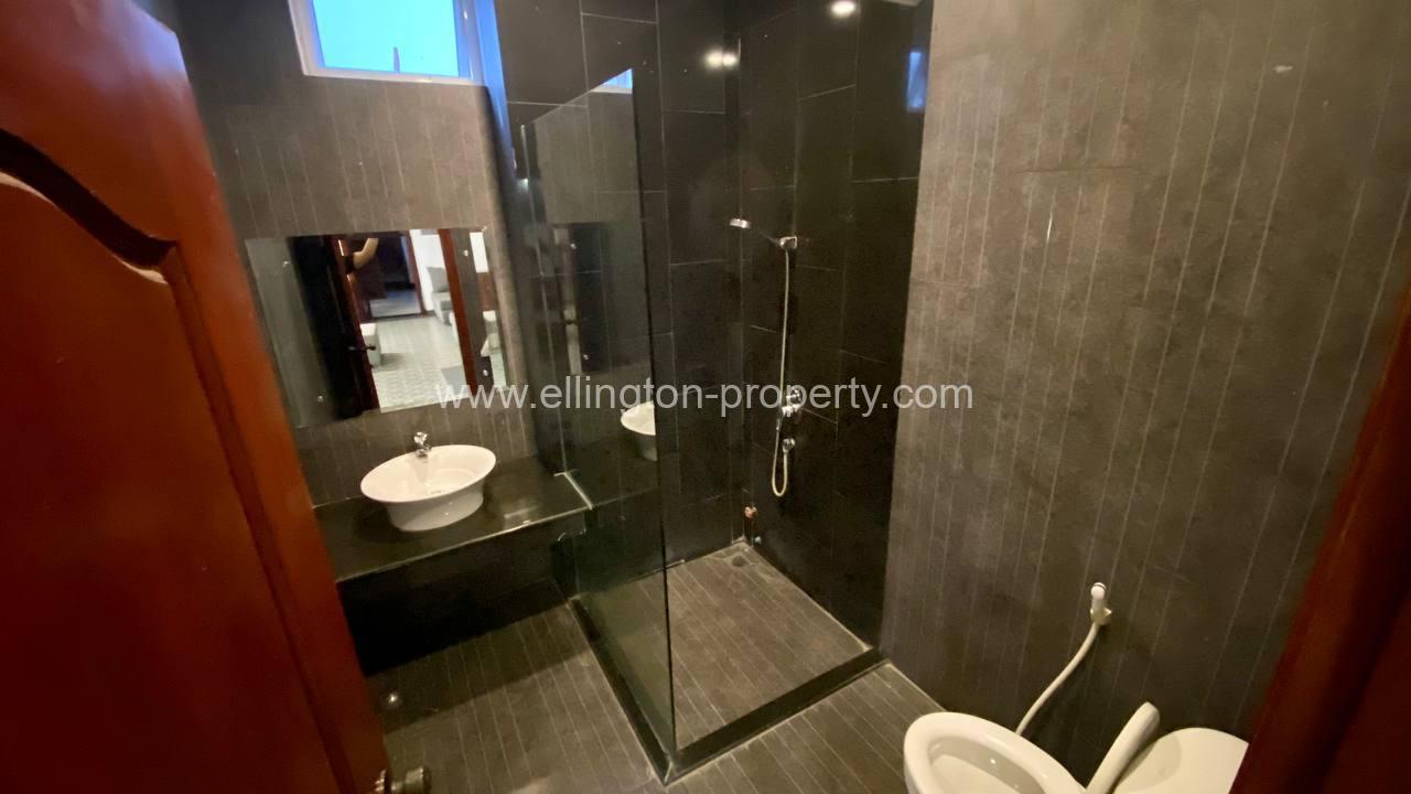 2 Bedroom ( Penhouse ) For Rent At Tonle Bassac Id S129 - Ellington Property