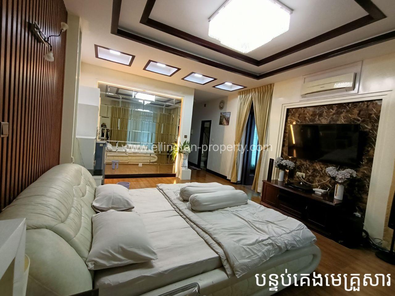 5 Bedrooms Villa For In Tonle Bassac Id S144 - Ellington Property