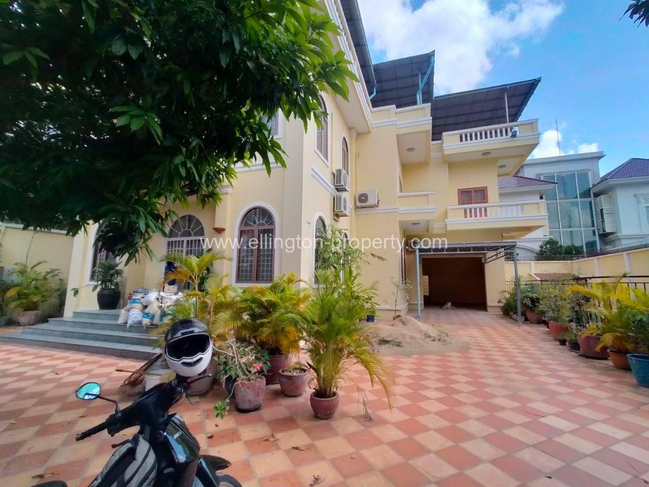 5 Bedroom Villa For Rent At Tk S11118 - Ellington Property