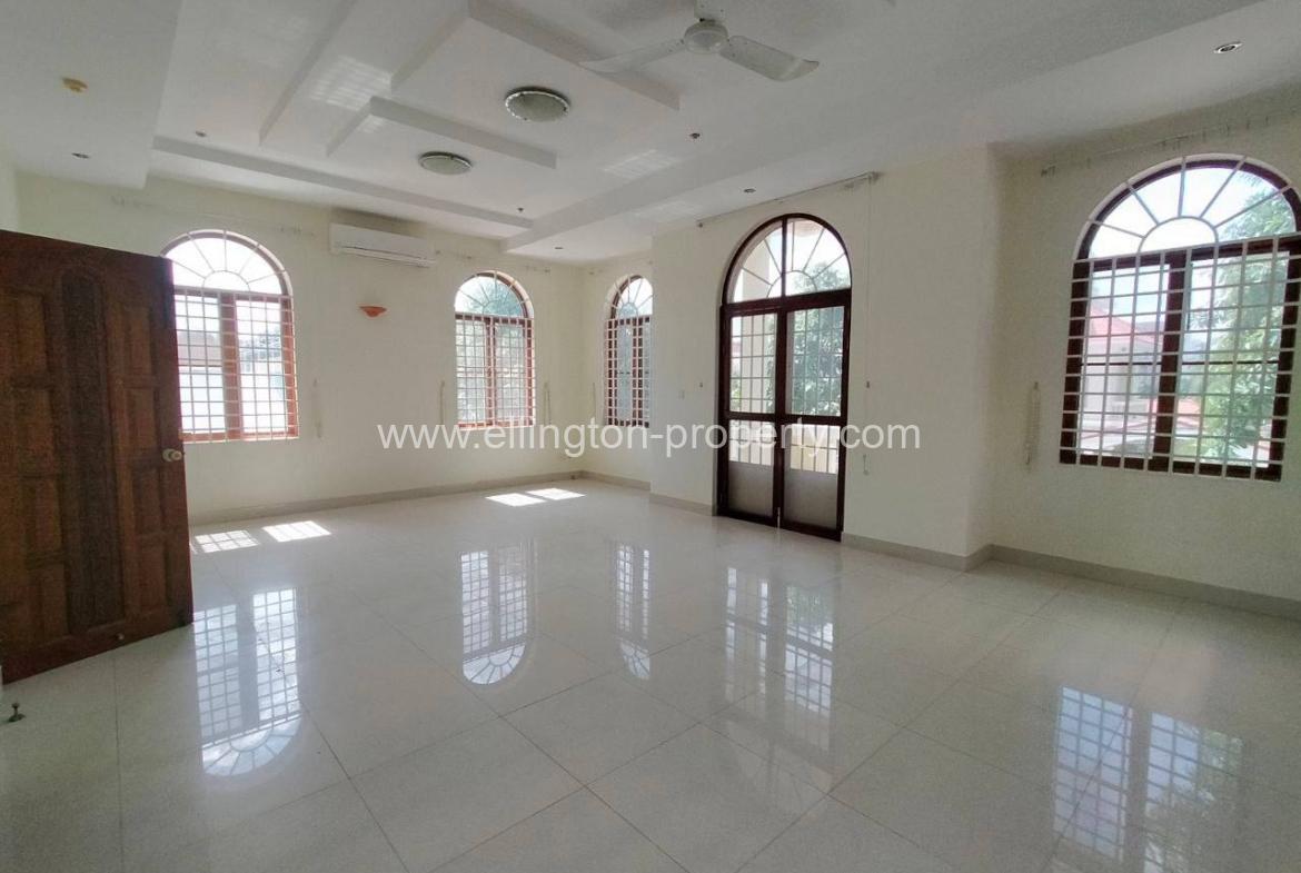 5 Bedroom Villa For Rent At Tk S11118 - Ellington Property