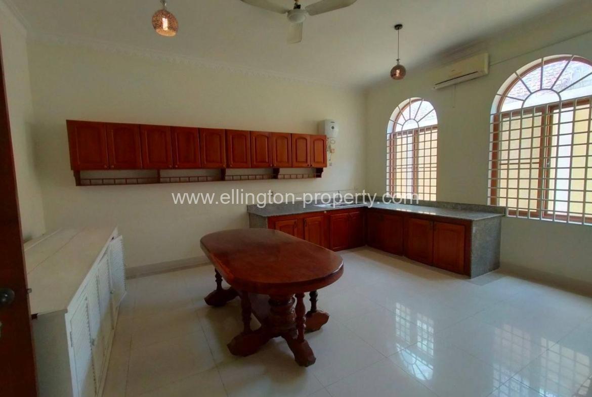 5 Bedroom Villa For Rent At Tk S11118 - Ellington Property