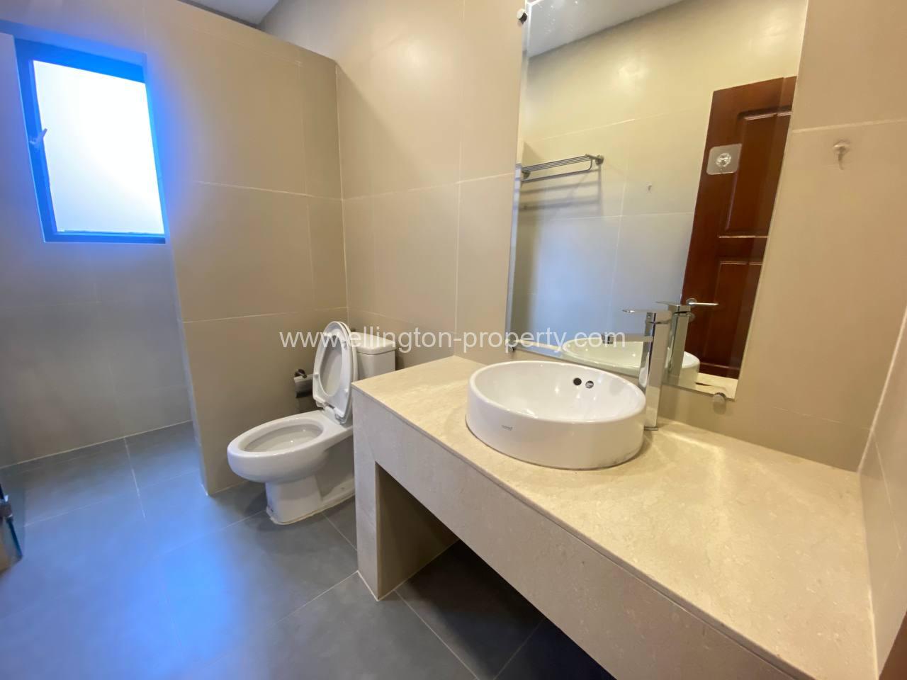 2 Bedrooms Available For Rent Location At Bkk1 Id S2075 - Ellington Property