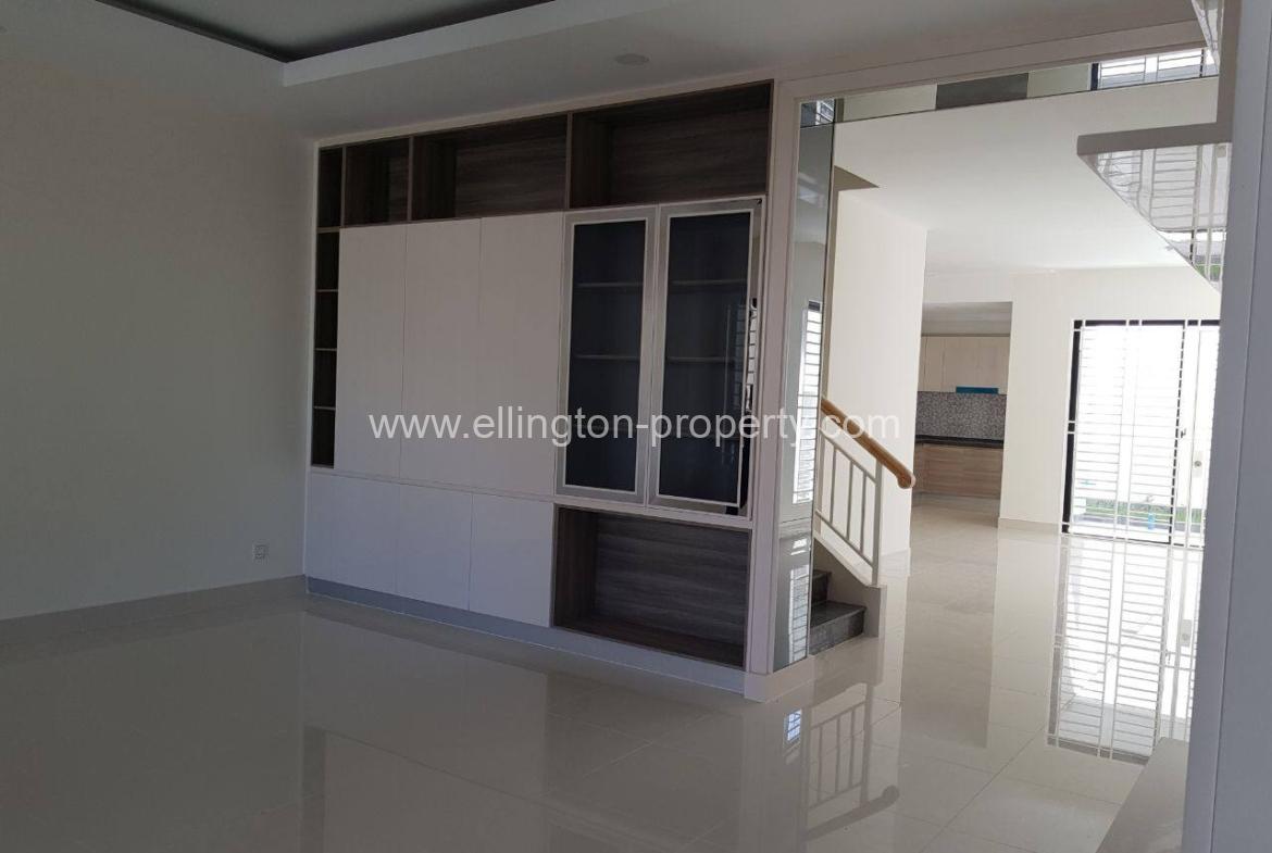 4bedroom Villa In Borey Penghut Berg Snao , Code N023 - Ellington Property