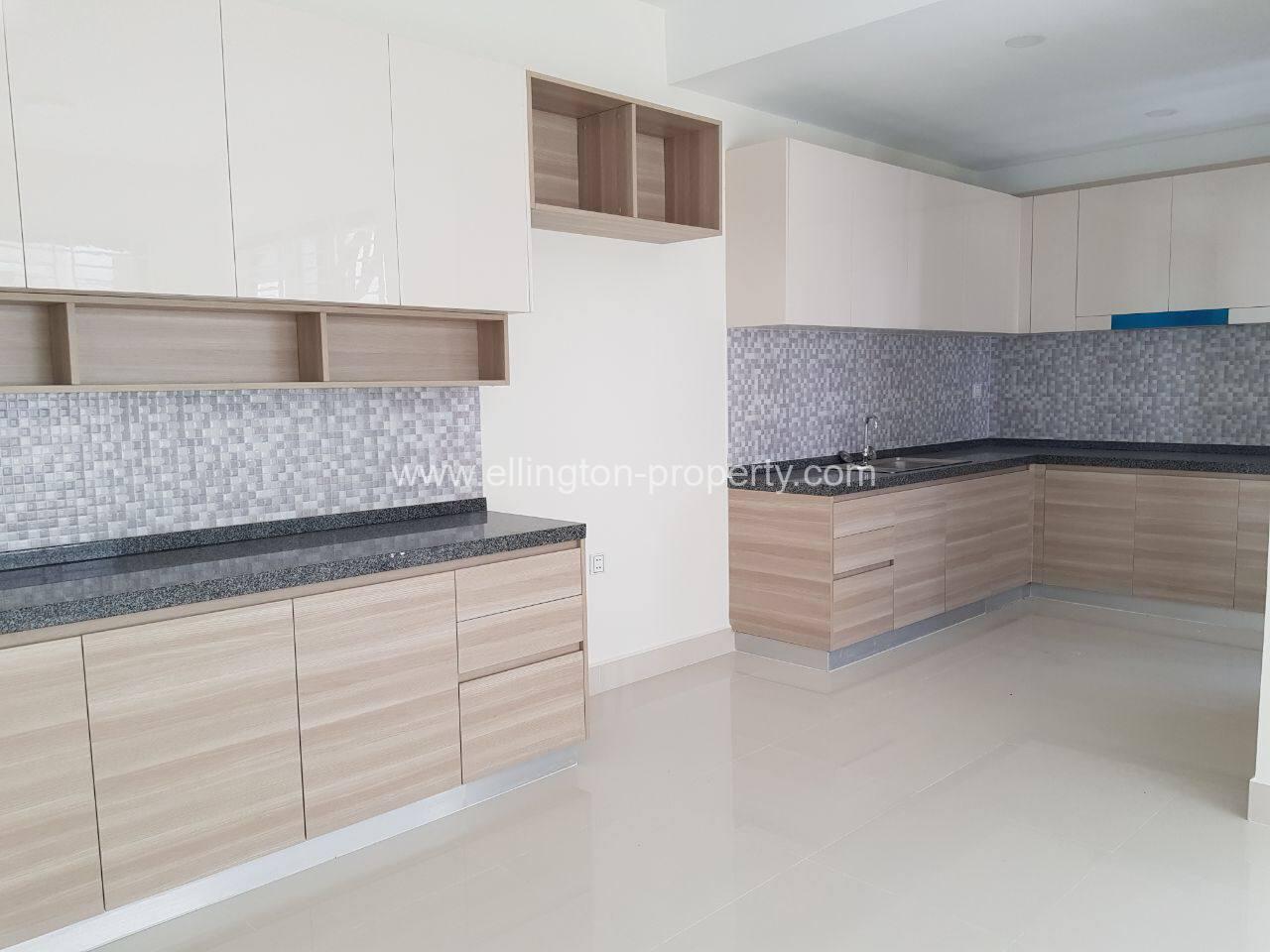 4bedroom Villa In Borey Penghut Berg Snao , Code N023 - Ellington Property