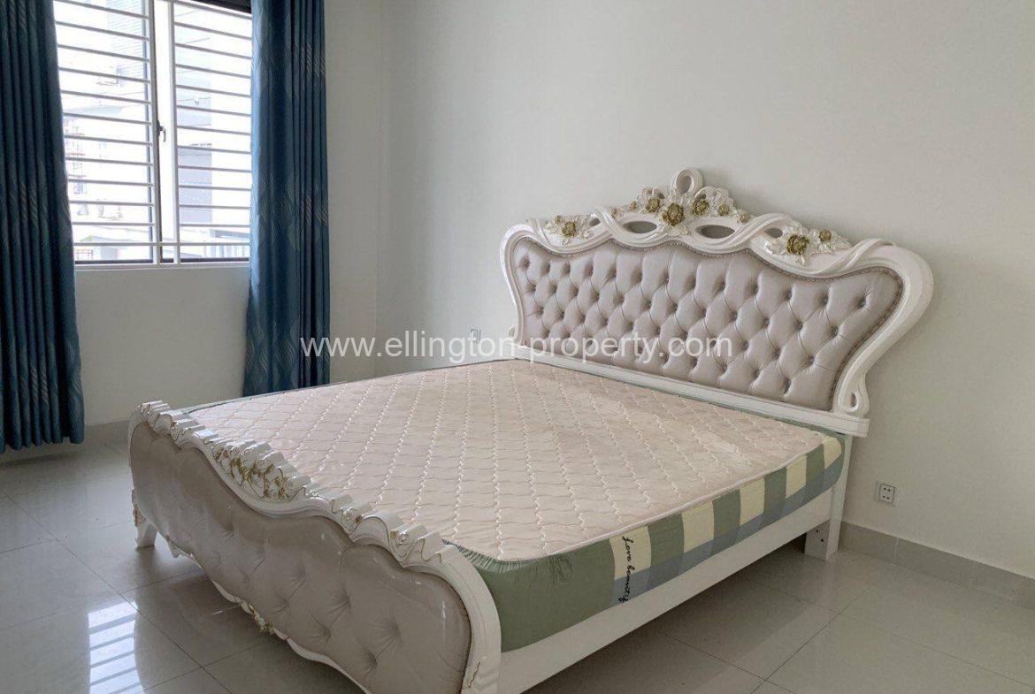 4bedrooms Villa In Street 60m/ Hun Sen Blvd - Ellington Property