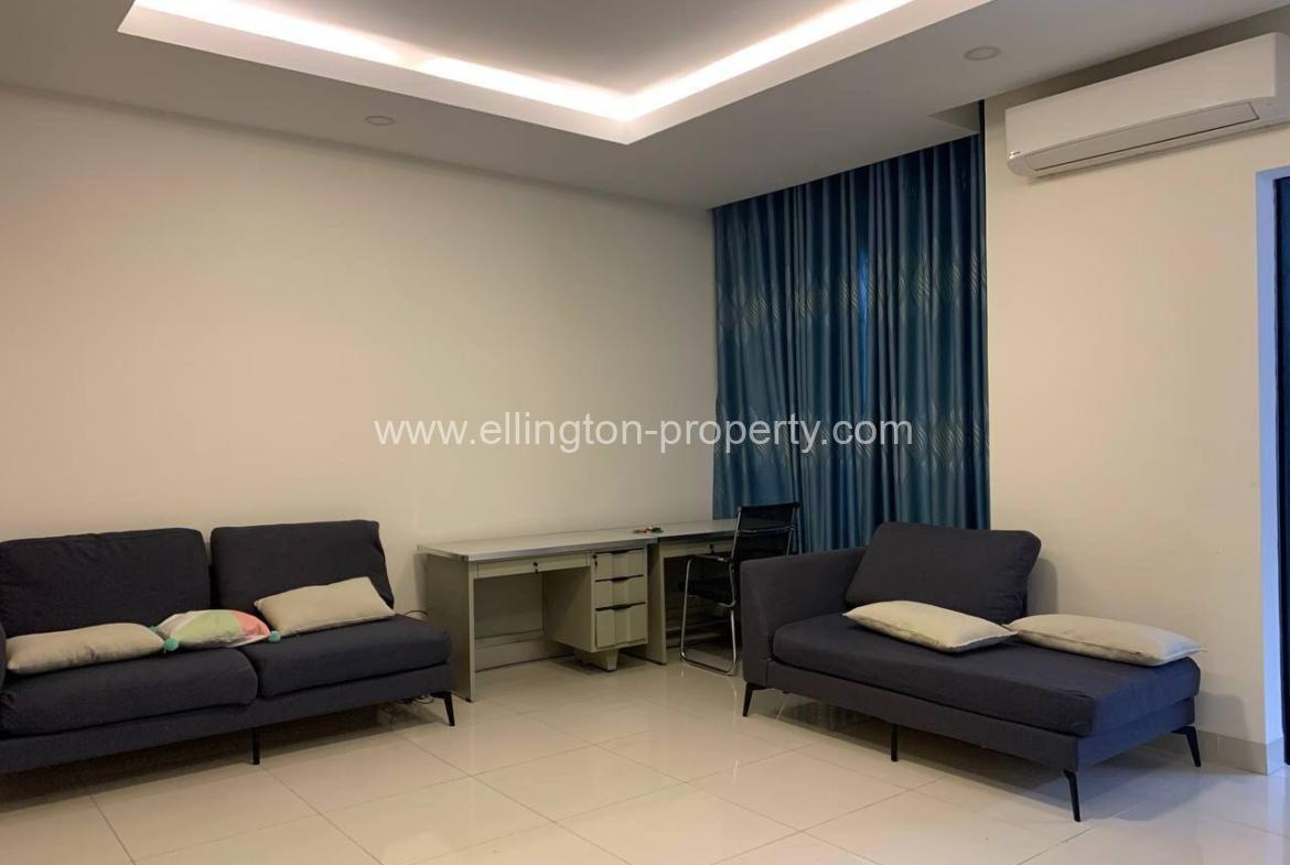 4bedrooms Villa In Street 60m/ Hun Sen Blvd - Ellington Property