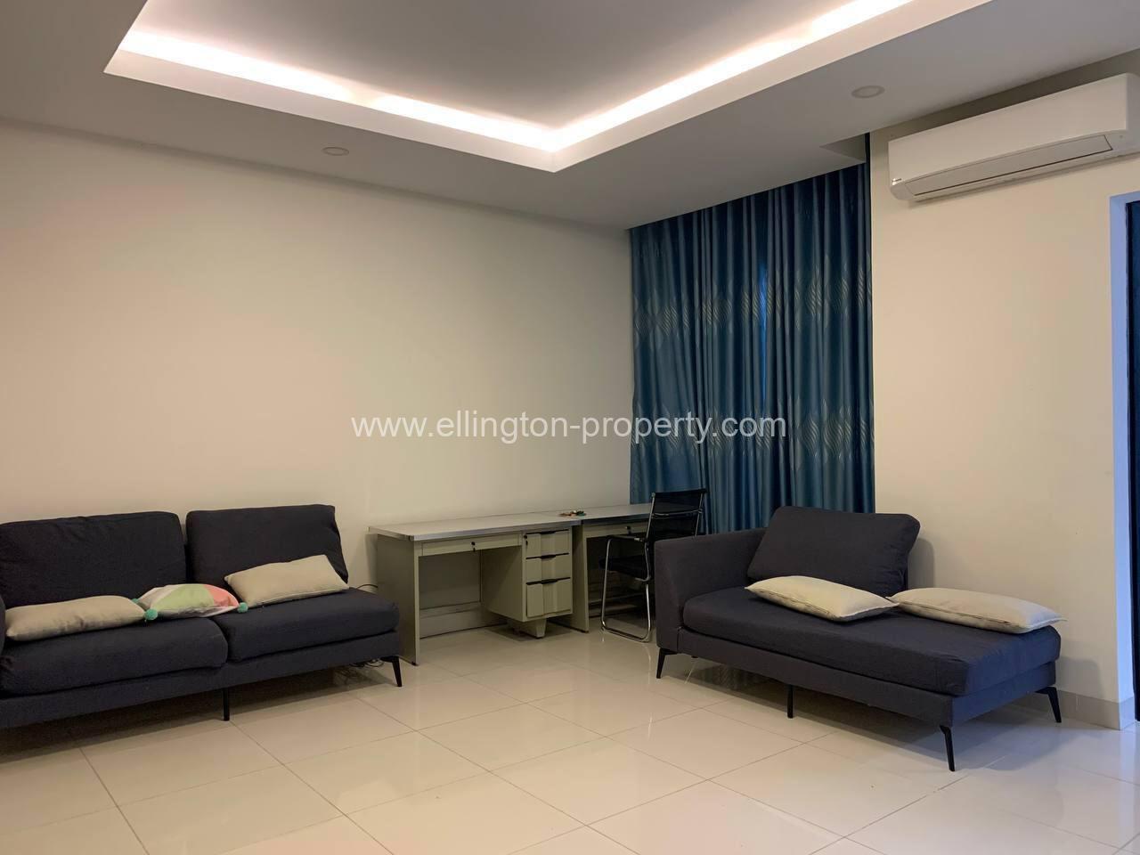 4bedrooms Villa In Street 60m/ Hun Sen Blvd - Ellington Property