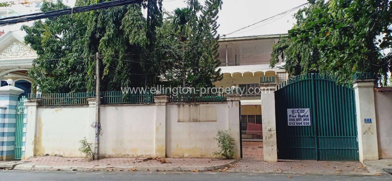 Villas Rent In Bkk1 - Ellington Property