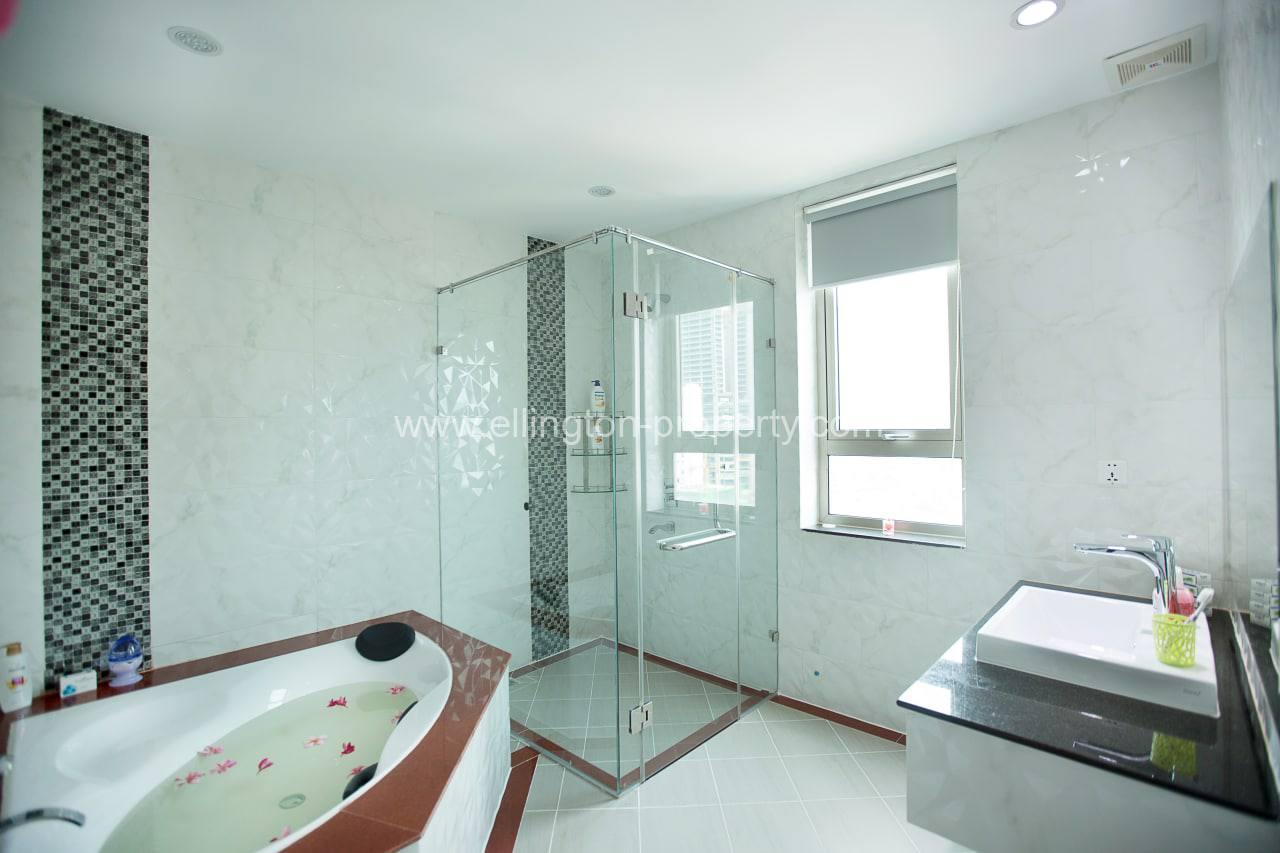 3 Bedrooms Services Apartment Available For Rent Location In Bkk1 - Ellington Property