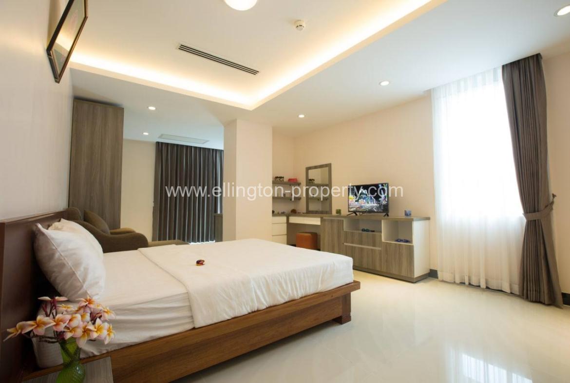 3 Bedrooms Services Apartment Available For Rent Location In Bkk1 - Ellington Property