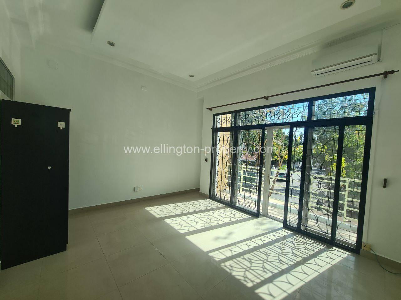 4 Bedroom Shophouse Available For Rent In Tonle Bassac Id S168 - Ellington Property