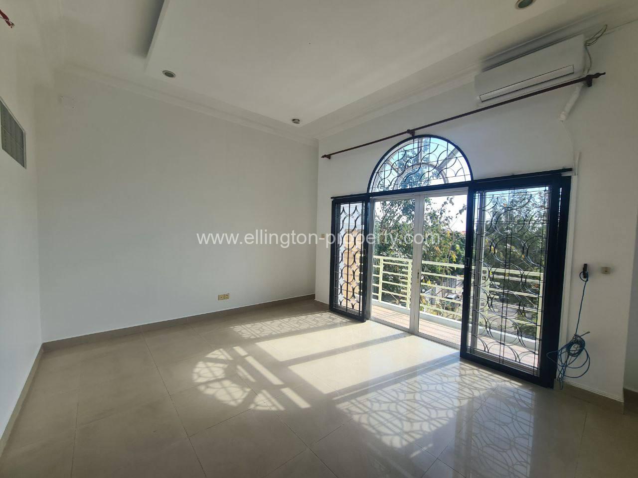 4 Bedroom Shophouse Available For Rent In Tonle Bassac Id S168 - Ellington Property