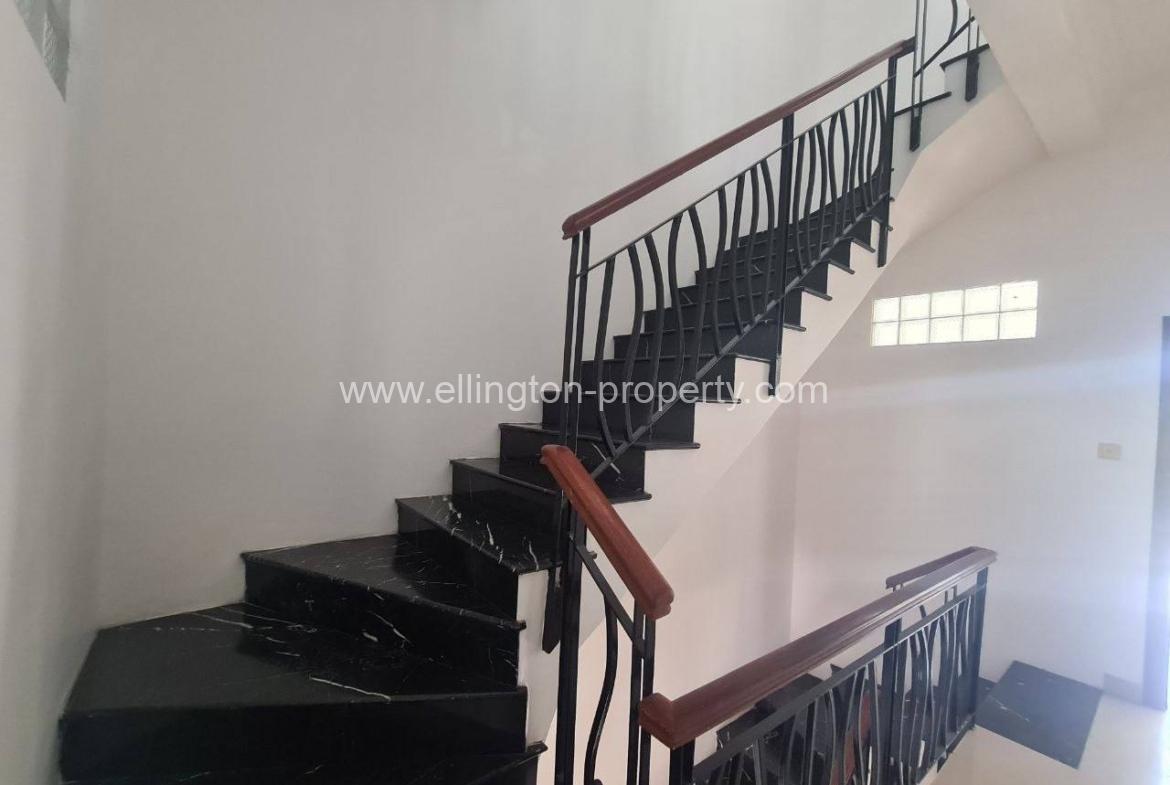 4 Bedroom Shophouse Available For Rent In Tonle Bassac Id S168 - Ellington Property