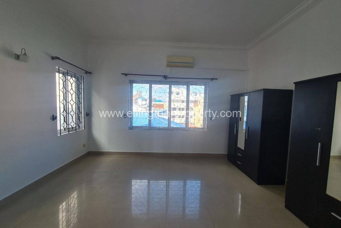 4 Bedroom Shophouse Available For Rent In Tonle Bassac Id S168 - Ellington Property