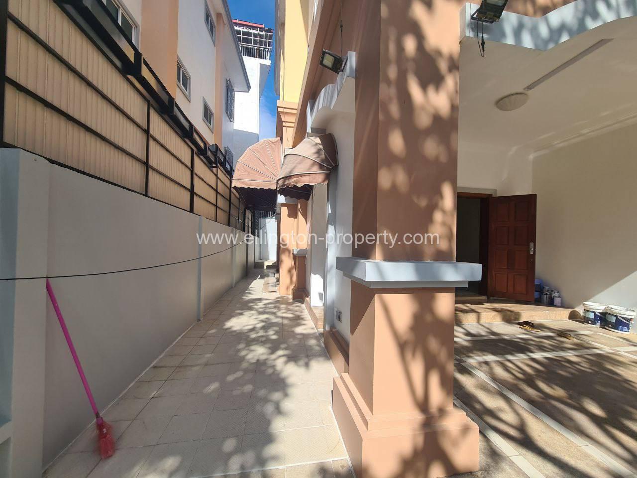 4 Bedroom Shophouse Available For Rent In Tonle Bassac Id S168 - Ellington Property