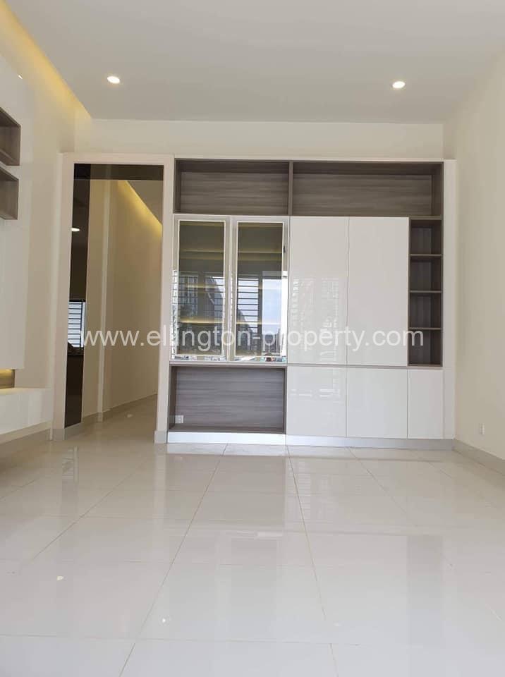 4 Bedroom Shophouse For Sale At Beong Snor Id S140 - Ellington Property