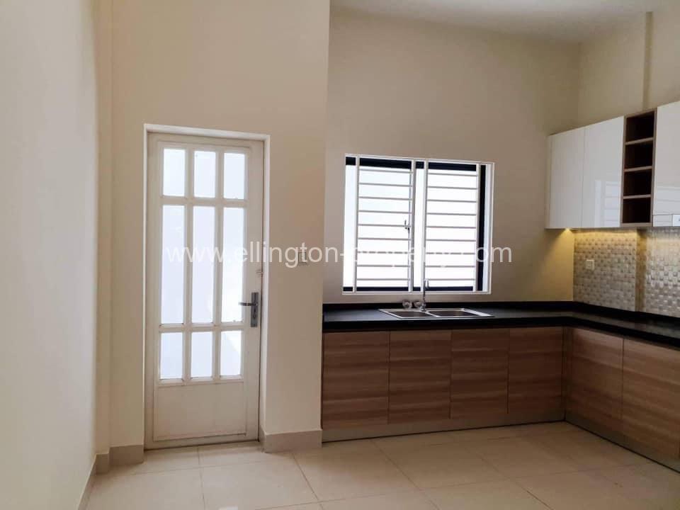 4 Bedroom Shophouse For Sale At Beong Snor Id S140 - Ellington Property