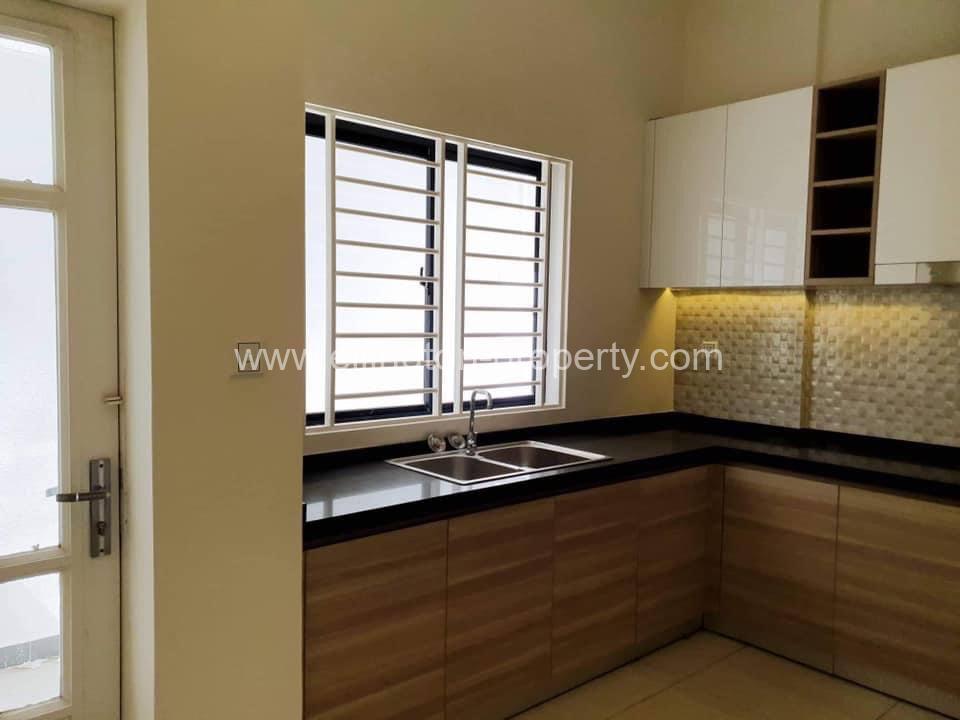 4 Bedroom Shophouse For Sale At Beong Snor Id S140 - Ellington Property