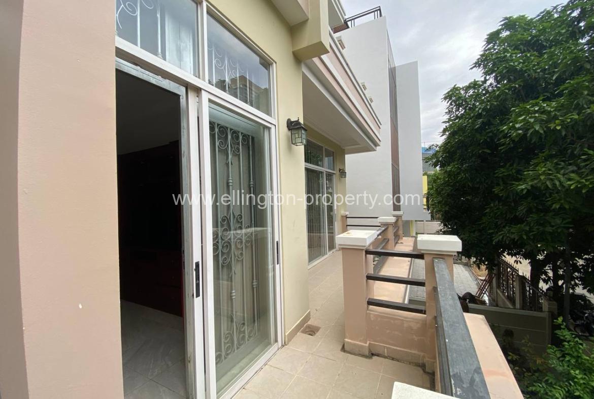 7 Bedroom Villa For Rent At Tonle Bassac Id S136 - Ellington Property