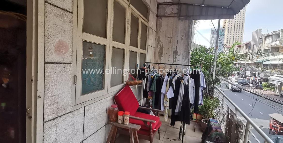 Flat House In Doun Penh Near Kandal Market - Ellington Property