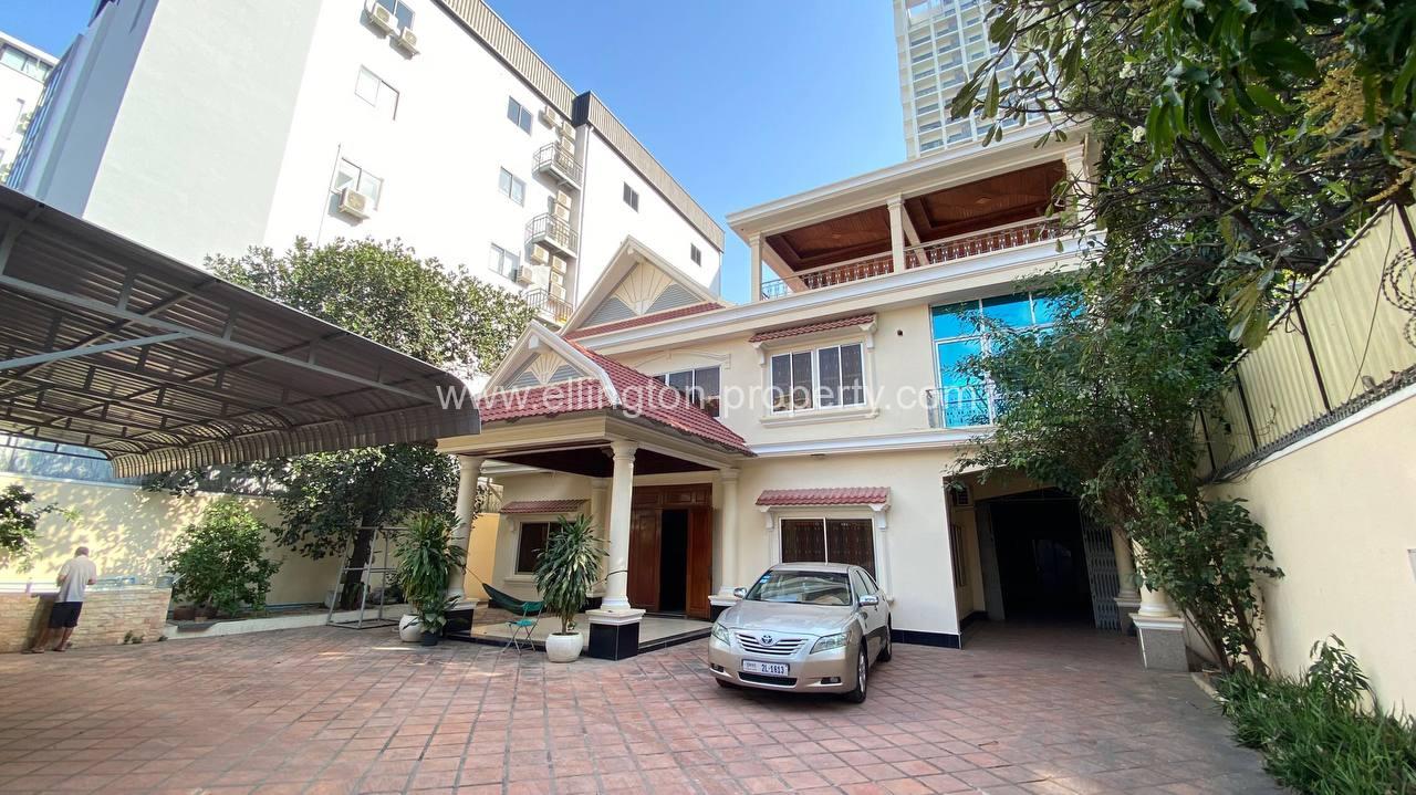 15 Bedroom Villa Available For Rent In Bkk1 Id S164 - Ellington Property