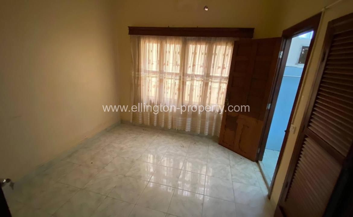 15 Bedroom Villa Available For Rent In Bkk1 Id S164 - Ellington Property