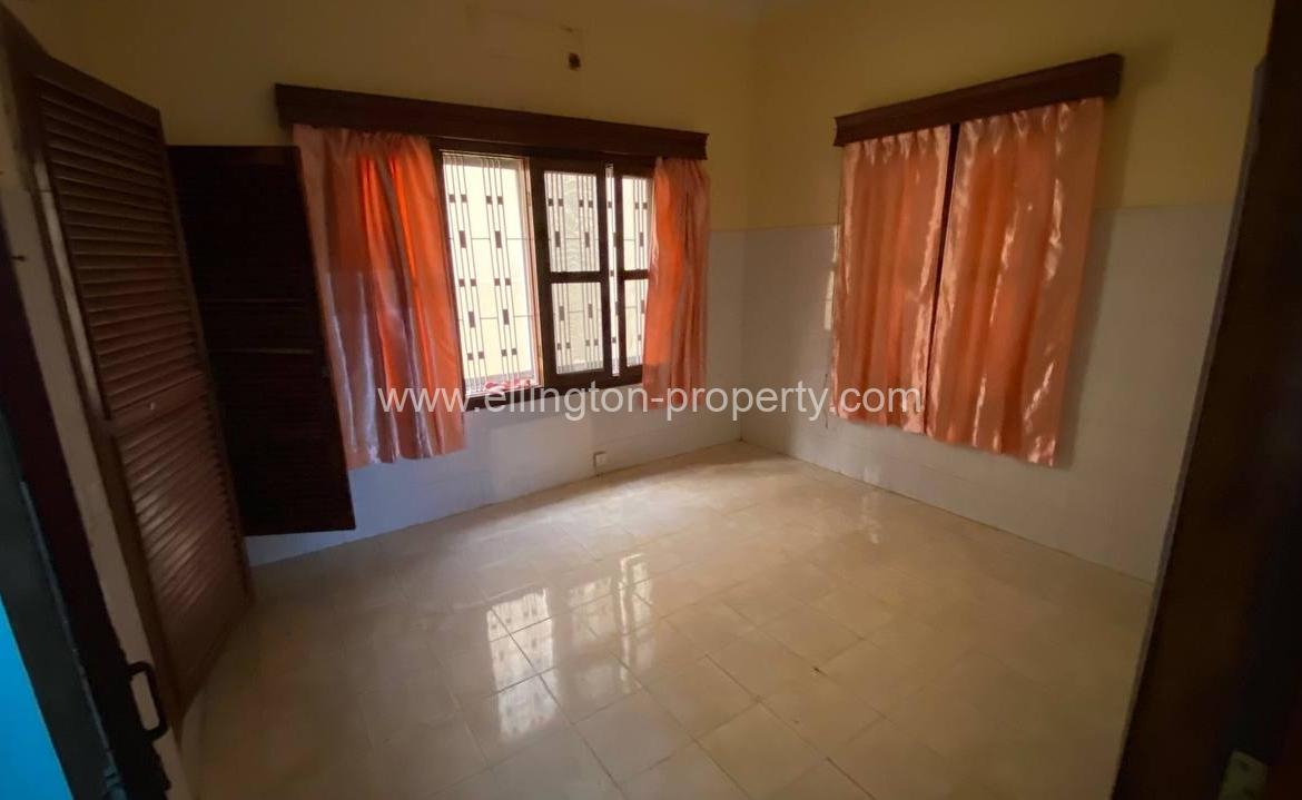 15 Bedroom Villa Available For Rent In Bkk1 Id S164 - Ellington Property