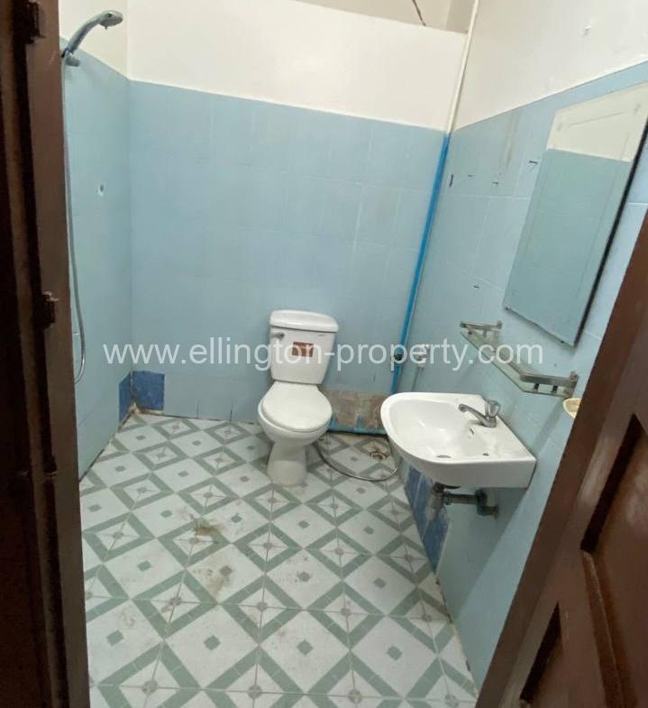 15 Bedroom Villa Available For Rent In Bkk1 Id S164 - Ellington Property