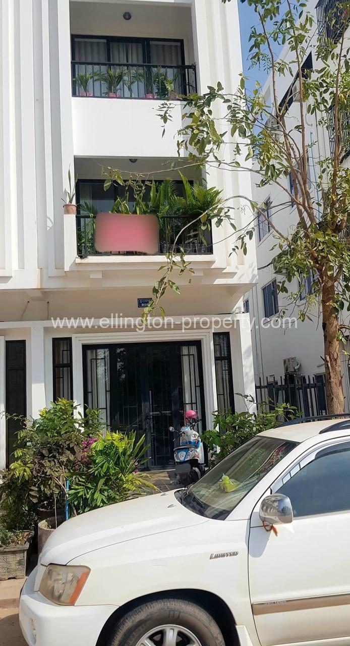 4 Bedrooms Shophouse Available For Rent Location In Siem Reap Id S2035 - Ellington Property