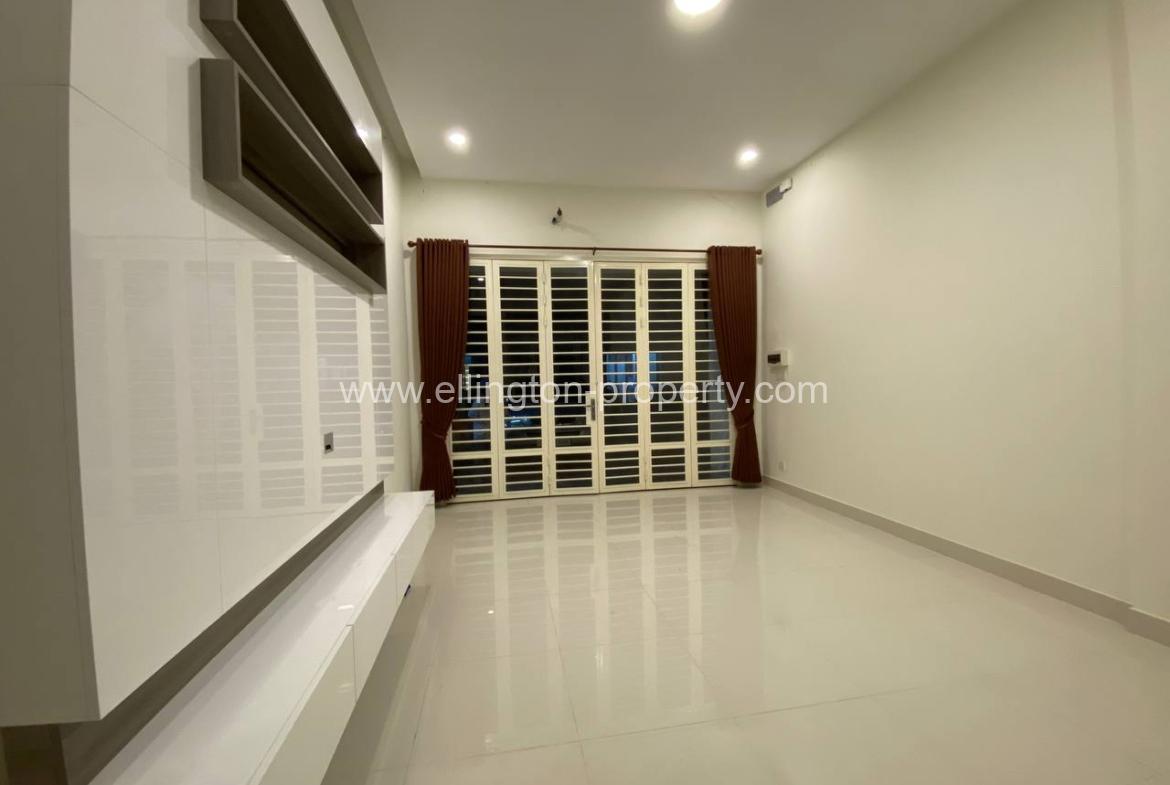 4 Bedrooms Shophouse Available For Rent Location In Beong Snor Id S2140 - Ellington Property