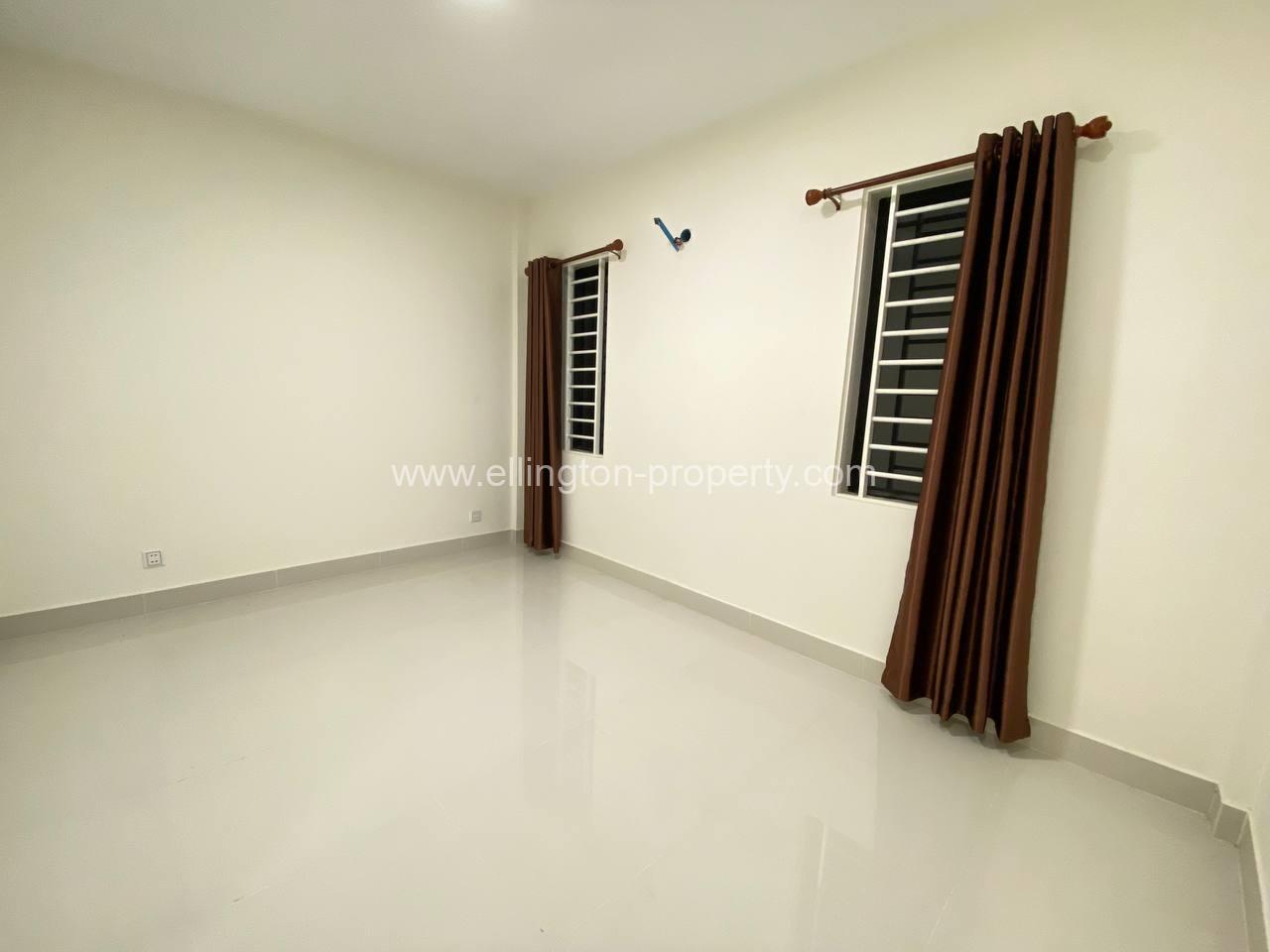 4 Bedrooms Shophouse Available For Rent Location In Beong Snor Id S2140 - Ellington Property