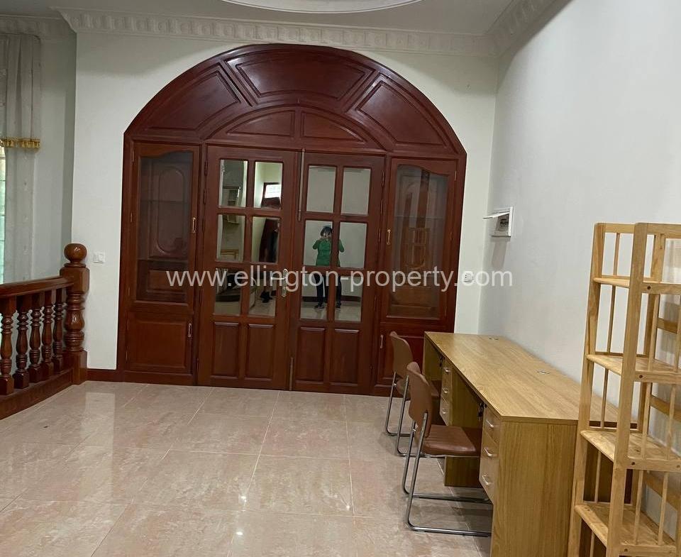 Villa 6 Bedroom Available For Rent , Located In Tonle Bassac - Ellington Property