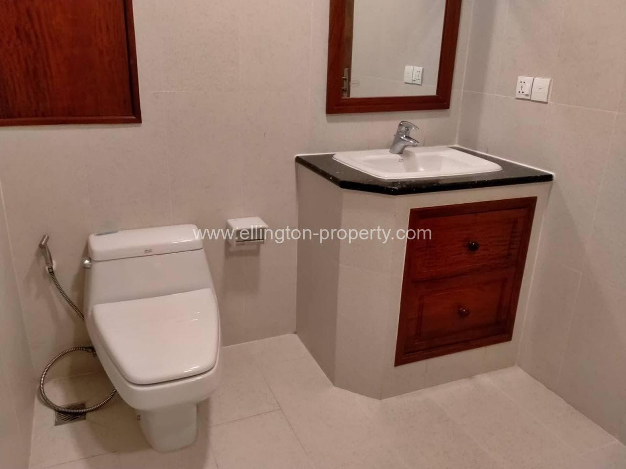 Two Bedrooms Available For Rent Location In Bkk1 Id S2106 - Ellington Property