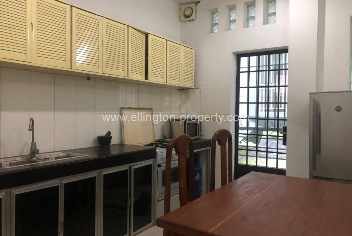 1 Bedroom Available For Rent Near Russia Market , Id N69 - Ellington Property