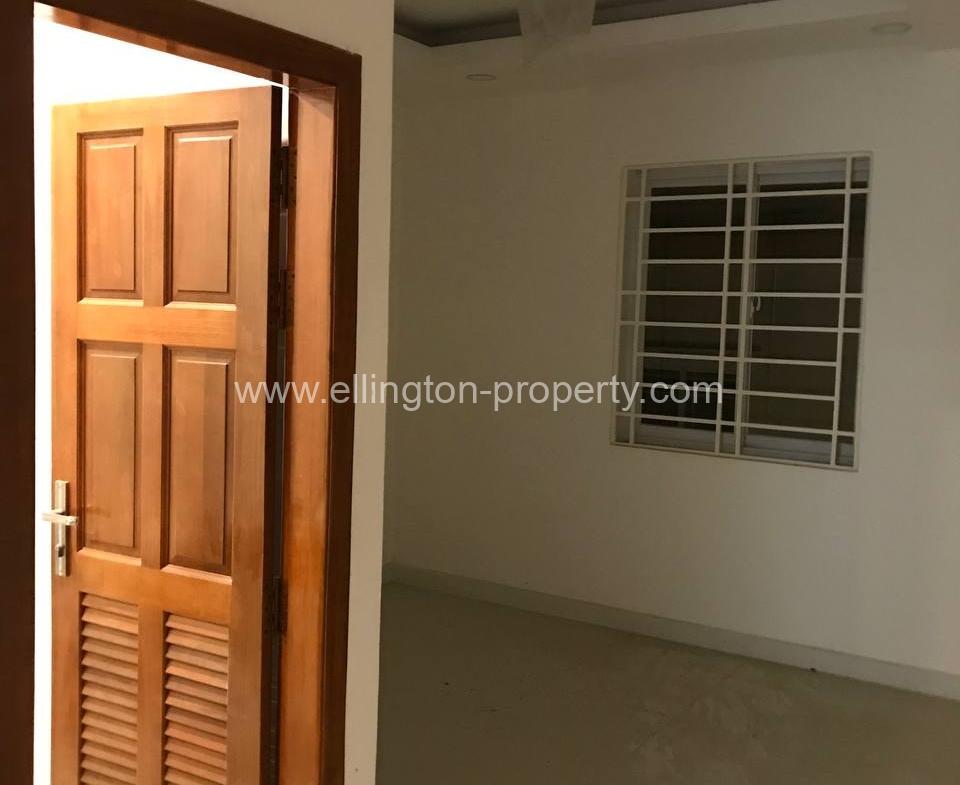 Shophouse Available For Rent Location In 6a Id S2091 - Ellington Property