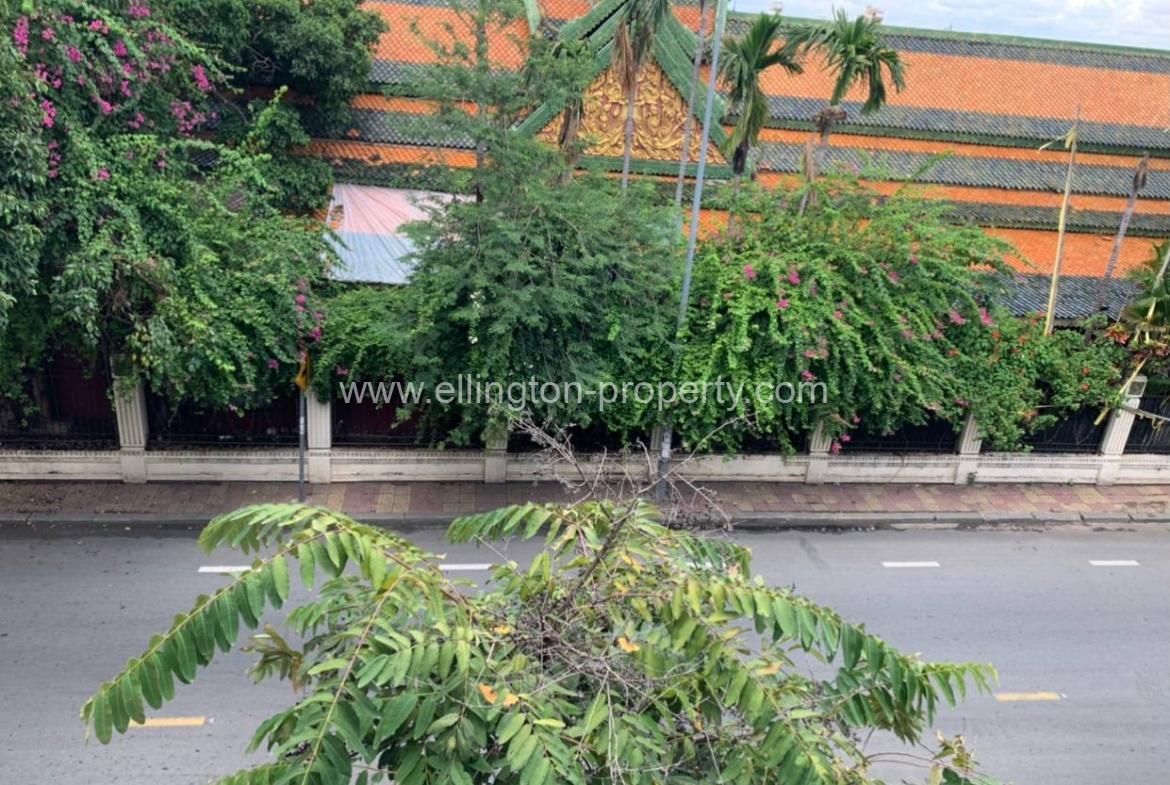 Shop House Available For Rent Location Doun Penh Near Night Market And Riverside, Id N62 - Ellington Property