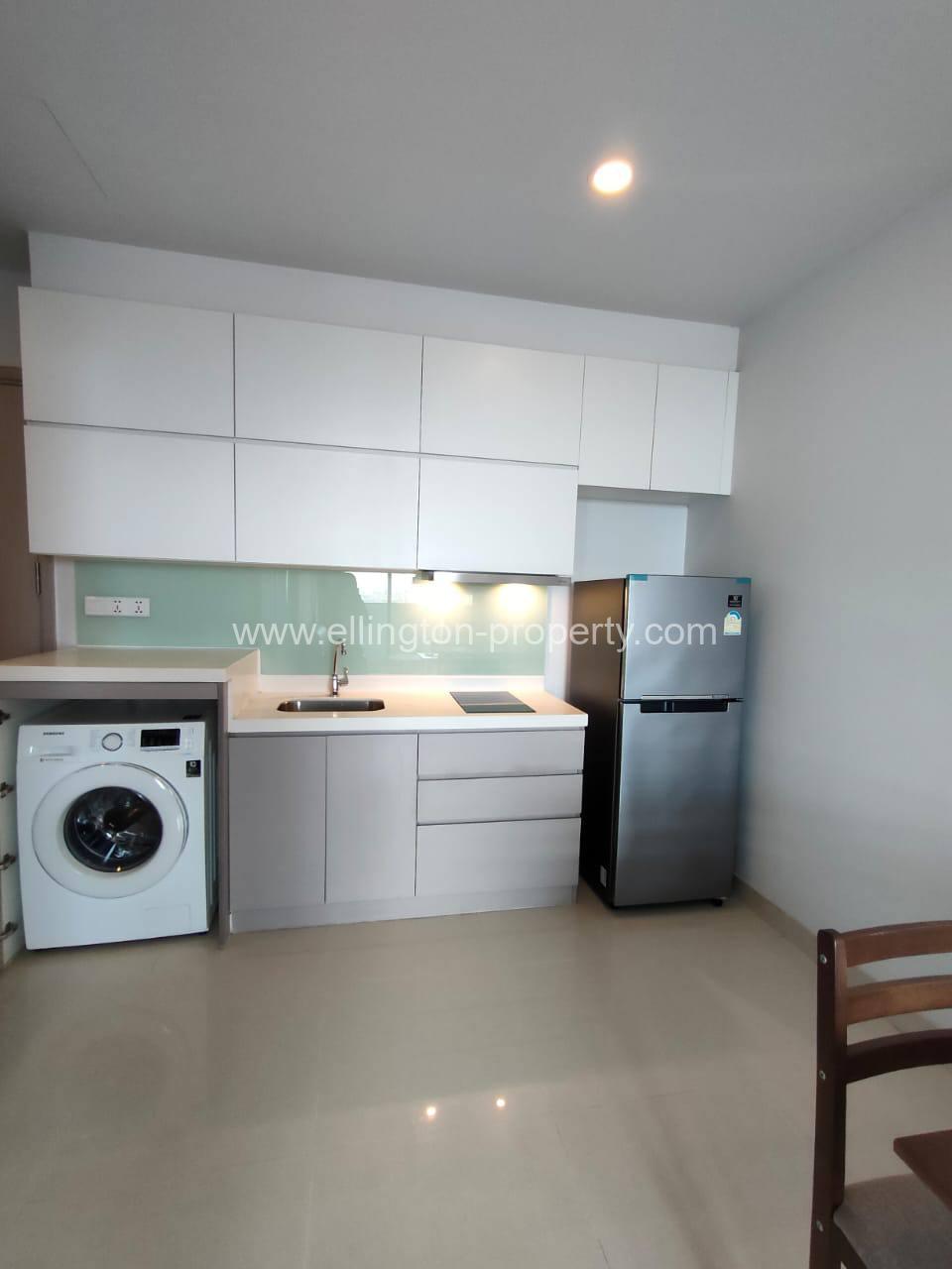 1 Bedroom Room Services Apartment Available For Rent Location In Tonle Bassac Id S2130 - Ellington Property