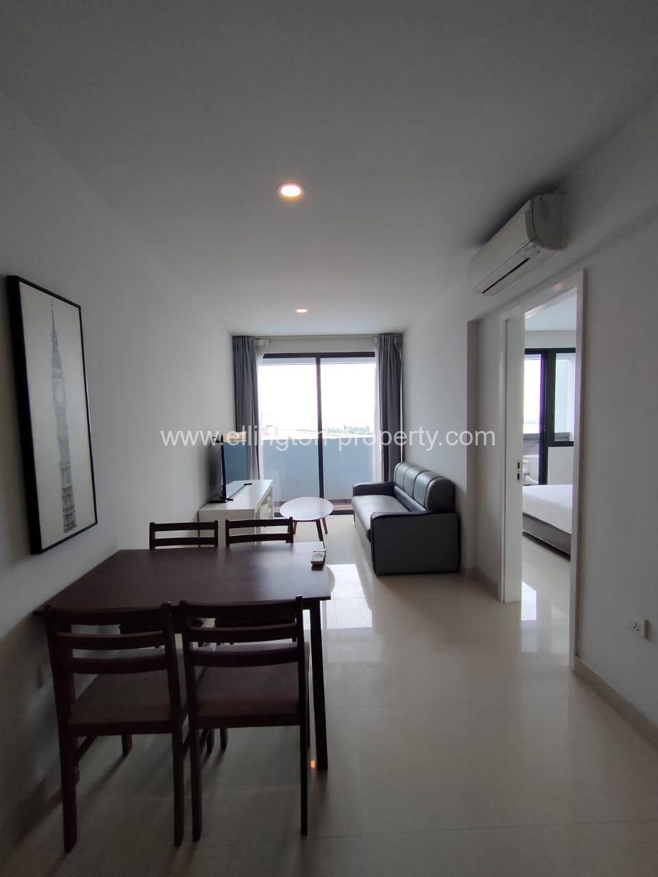 1 Bedroom Room Services Apartment Available For Rent Location In Tonle Bassac Id S2130 - Ellington Property