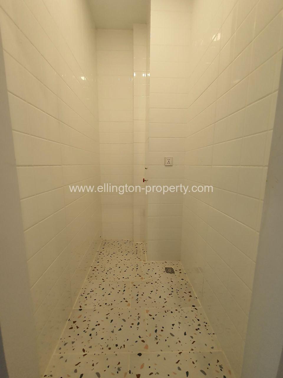 Two Bedroom Services Apartment Available For Rent Location In Daun Penh Id S2136 - Ellington Property