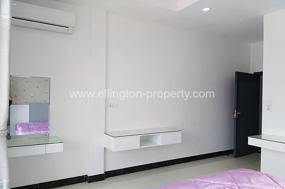 Two Bedrooms Available For Rent Location At Bkk3 - Ellington Property