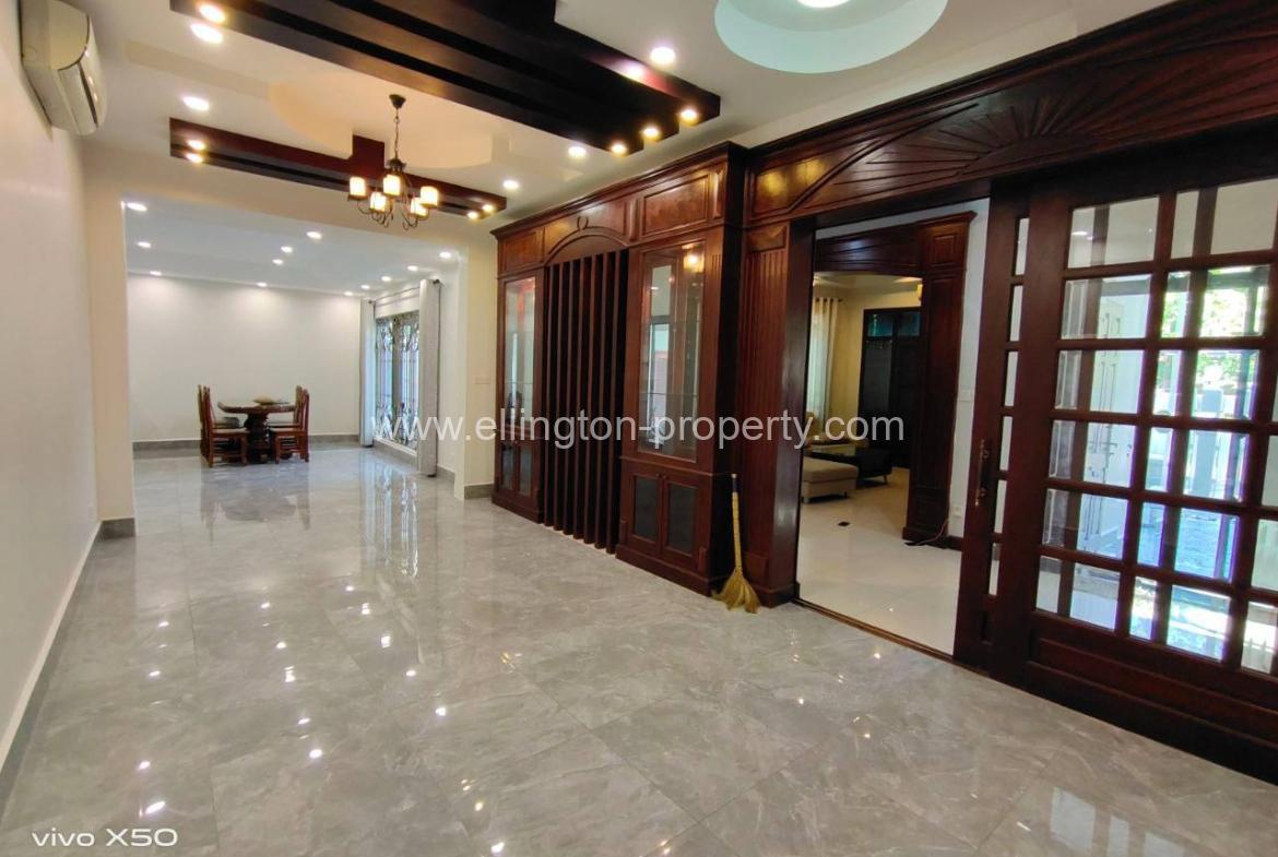 5 Bedrooms Villa Available For Rent Location In Tonle Bassac Id S2188 - Ellington Property