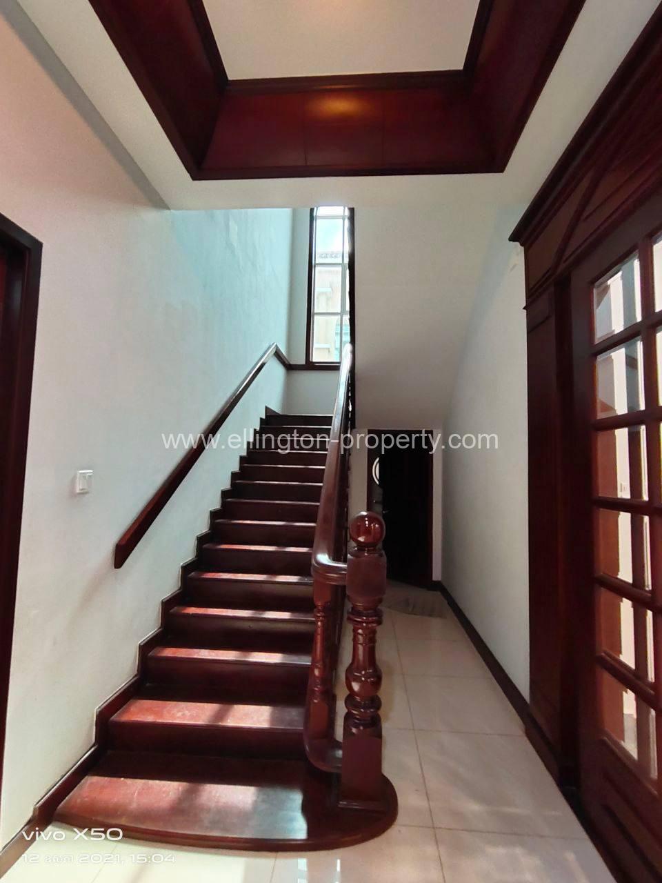 5 Bedrooms Villa Available For Rent Location In Tonle Bassac Id S2188 - Ellington Property